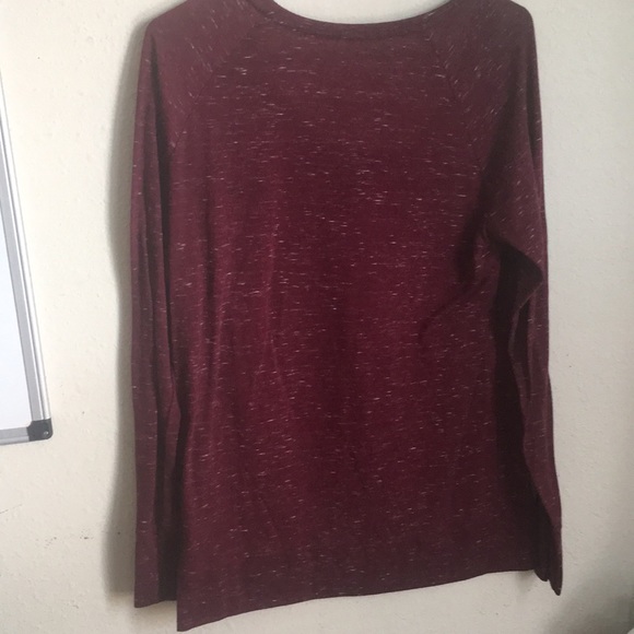 Maroon and white long sleeve shirt - Picture 3 of 3